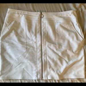 INC white O ring skirt